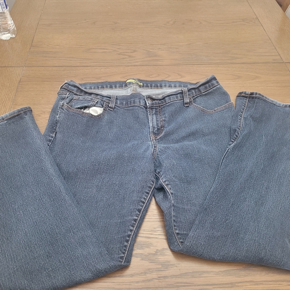 Old Navy jeans size 16